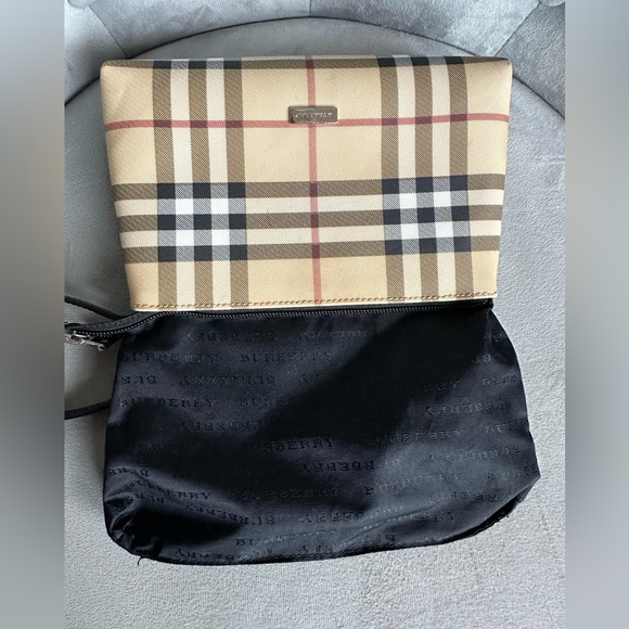 Burberry Beige Coated Canvas Pochette Authentic - Picture 9 of 15